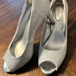 Bandolino Glittering Silver Peep Toe Heels
